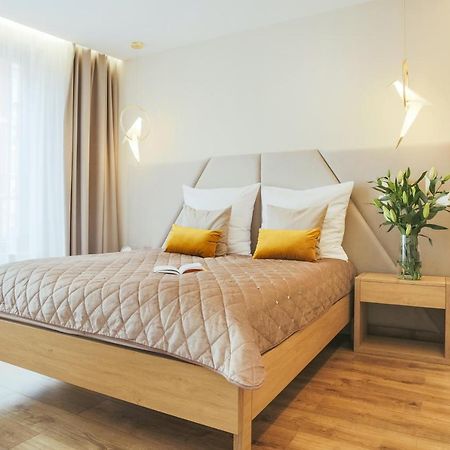 Golden Queen Apartments Old Town クラクフ エクステリア 写真