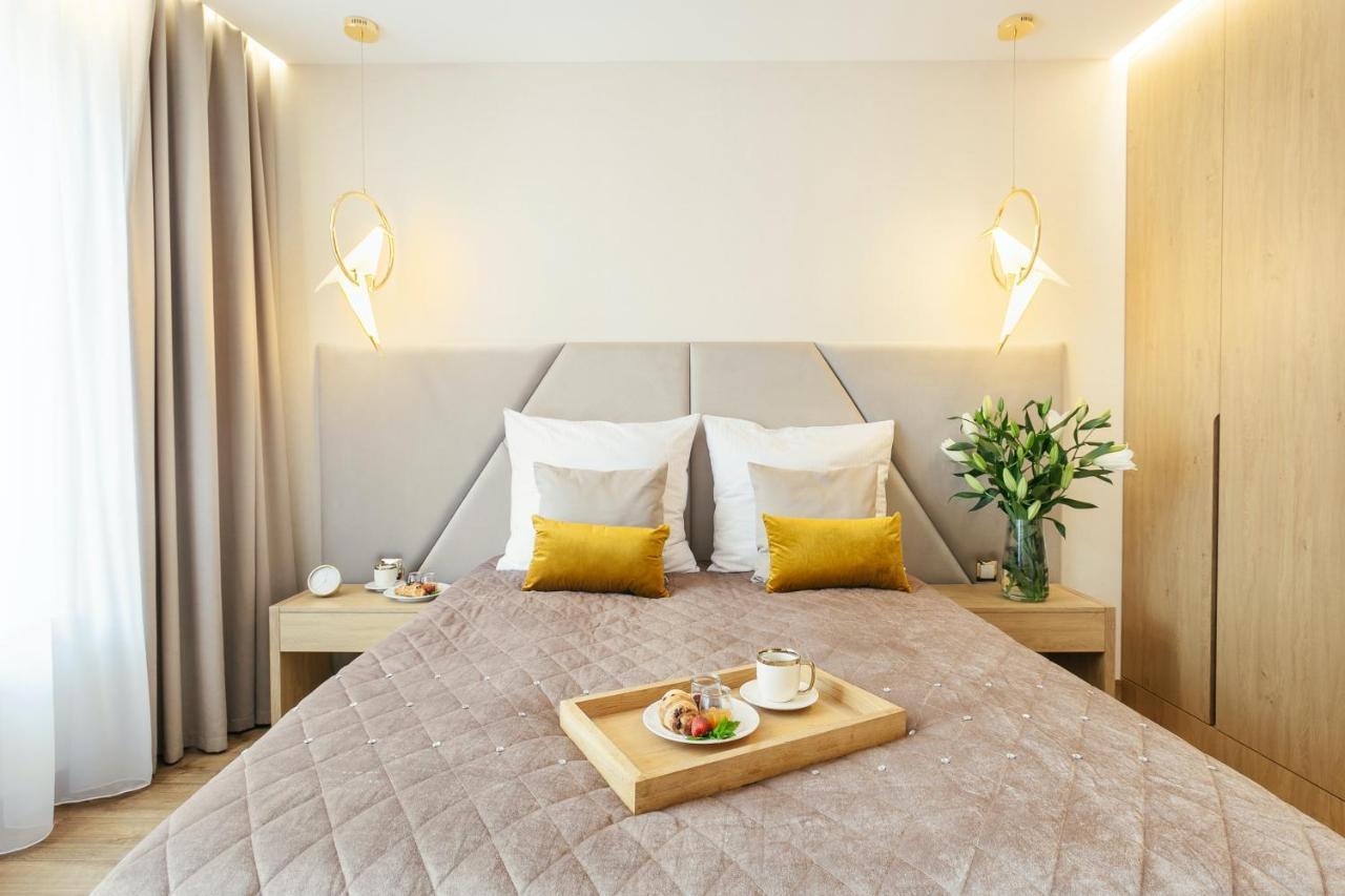 Golden Queen Apartments Old Town クラクフ エクステリア 写真