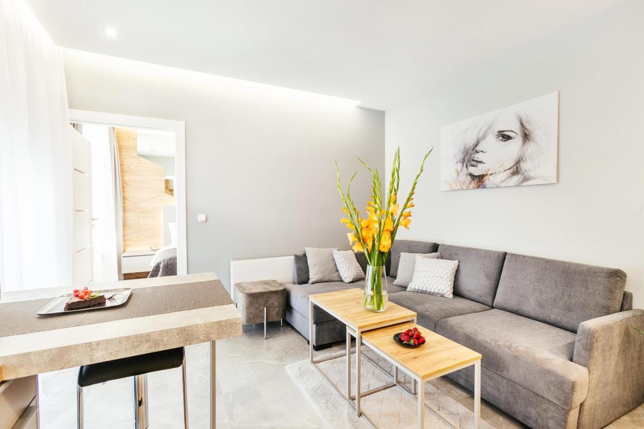 Golden Queen Apartments Old Town クラクフ エクステリア 写真